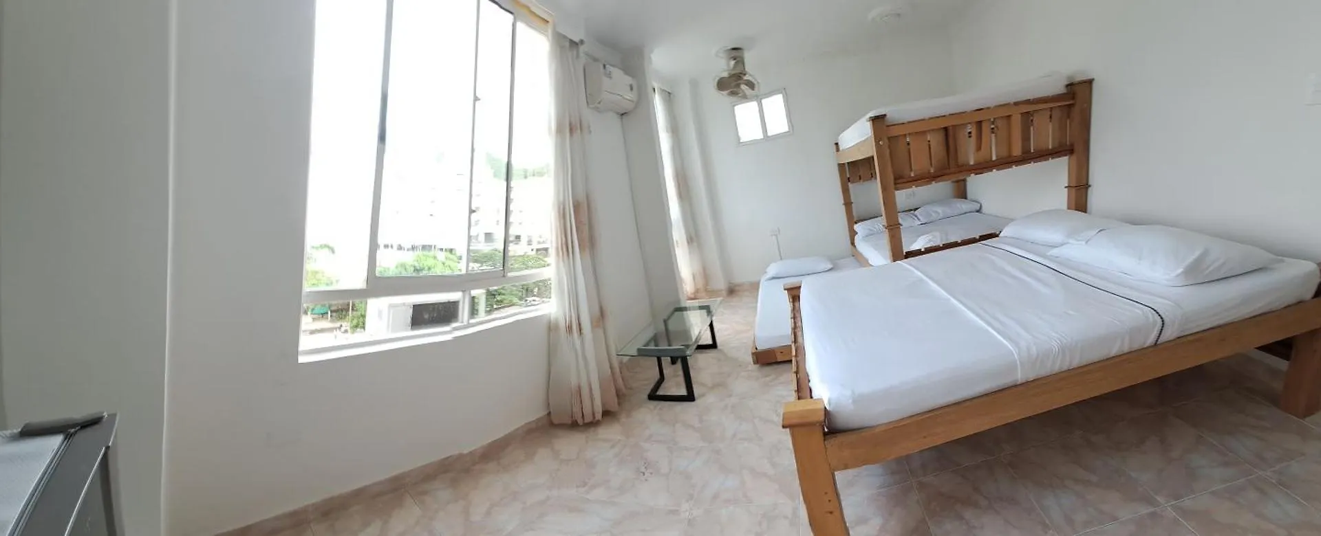 Apart Otel Apartaestudios Luna Azul Rodadero Gaira Kolombiya